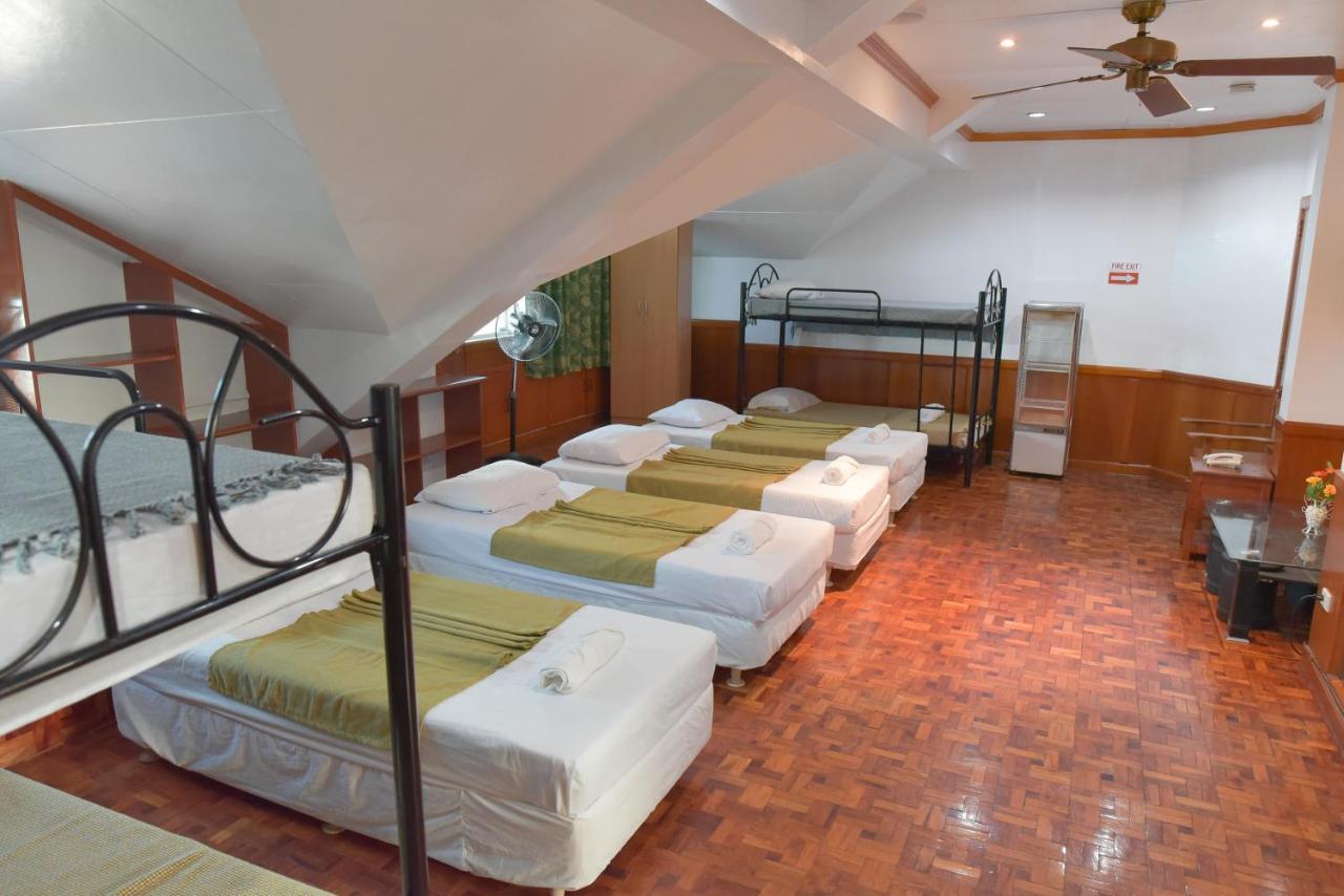 Ang Tahanan Ni Aling Meding Hotel And Restaurant San Pablo City Exterior foto